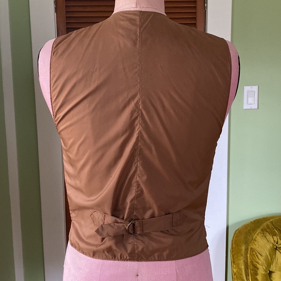 Vintage Leather Vest - Picture 4 of 9